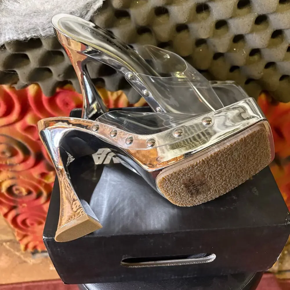 Fashion nova Women’s silver Wedge Clear Heel floater 10 quenna1